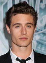 Max Irons #121991 picture (Portrait Medium)