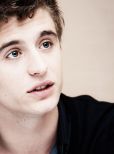 Max Irons