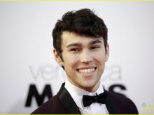 Max Schneider