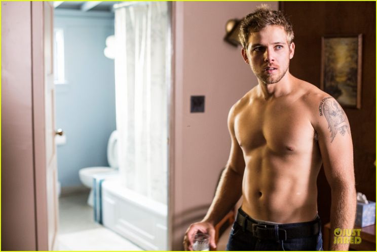 Max Thieriot