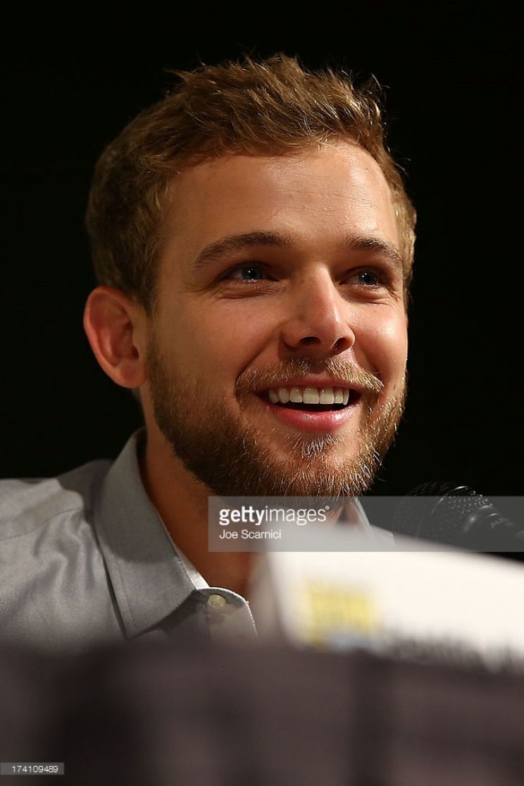 Max Thieriot