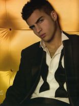 Maxi Iglesias #1406615 picture (Portrait Medium)