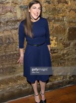 Mayim Bialik #34136 picture (Portrait Medium)