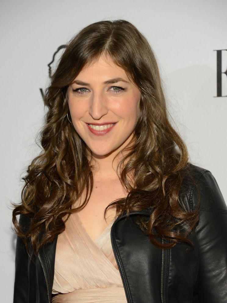 Mayim Bialik