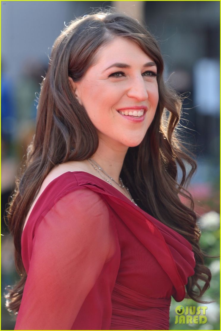 Mayim Bialik