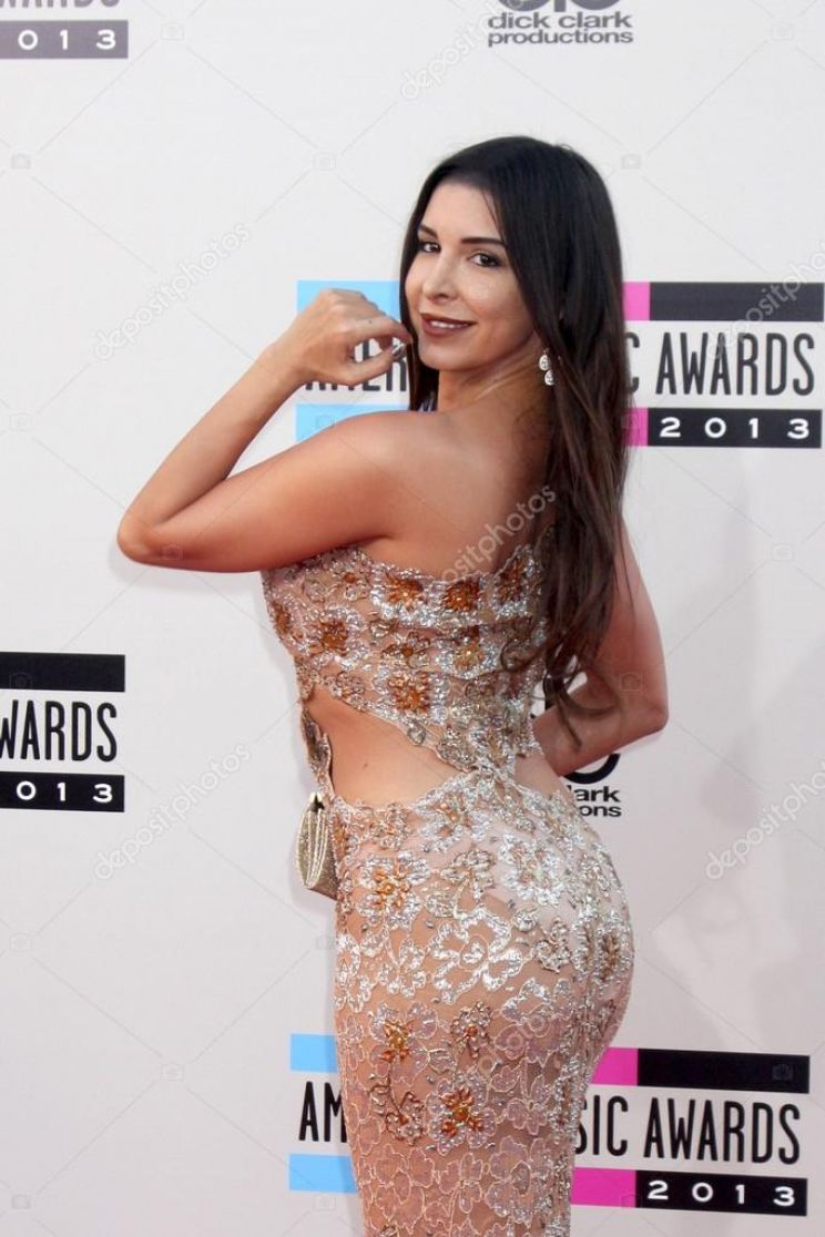 Mayra Veronica
