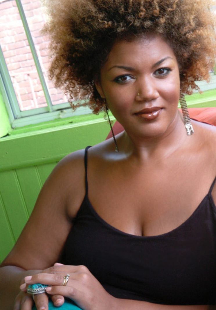 Pictures of Measha Brueggergosman