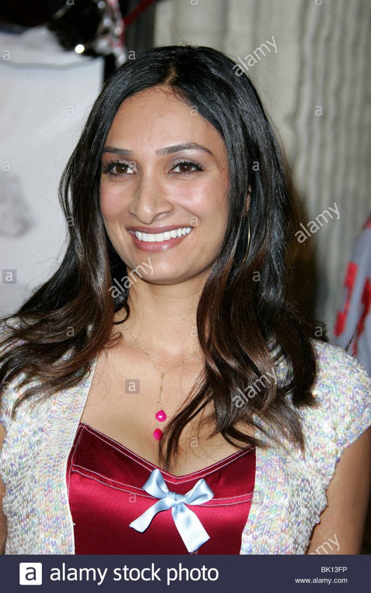 Meera Simhan