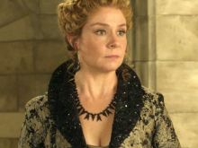 Megan Follows