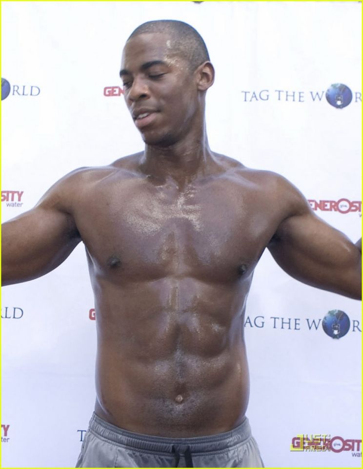 Mehcad Brooks