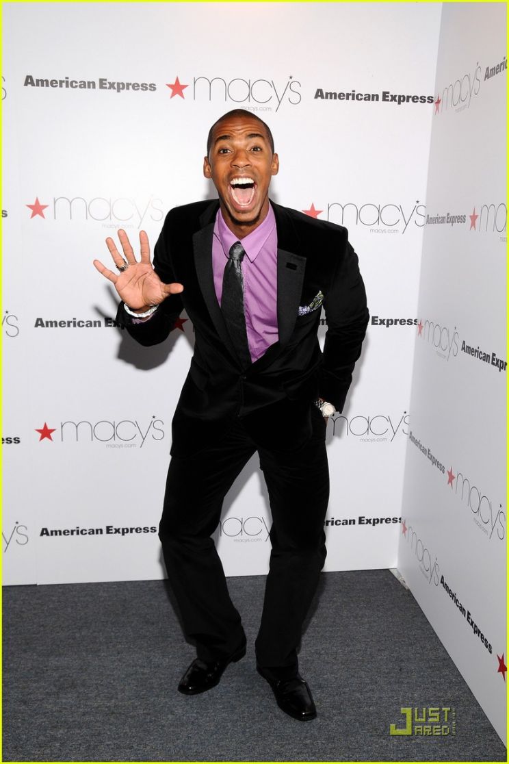 Mehcad Brooks