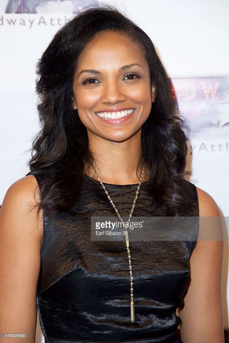 Mekia Cox