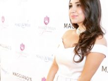 Melanie Abrams