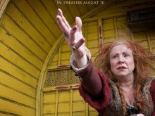 Melanie Hill