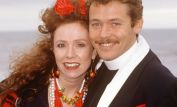 Melanie Hill