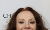 Melanie Hill