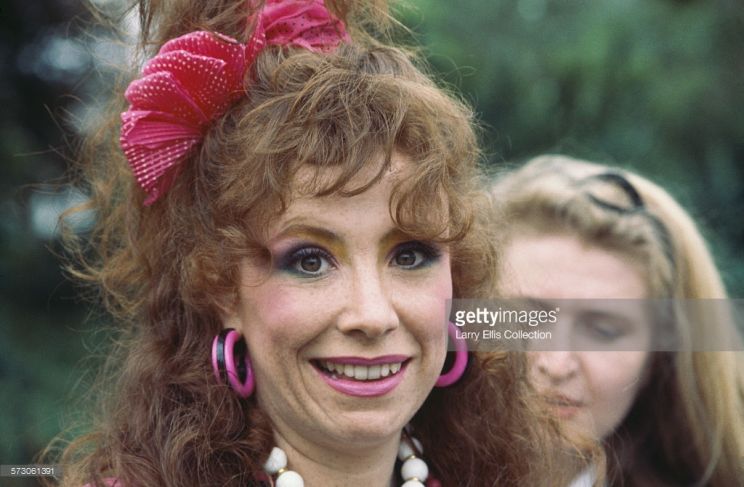 Melanie Hill
