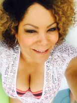 Melanie Lewis photo