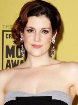 Melanie Lynskey