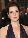 Melanie Lynskey