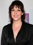 Melanie Lynskey