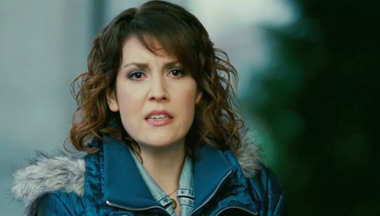 Melanie Lynskey