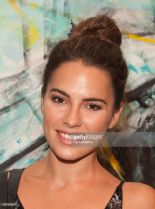 Melia Kreiling #253174 picture (Portrait Medium)