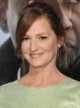 Melissa Leo