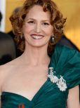 Melissa Leo