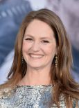 Melissa Leo