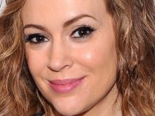 Melissa Milano photo
