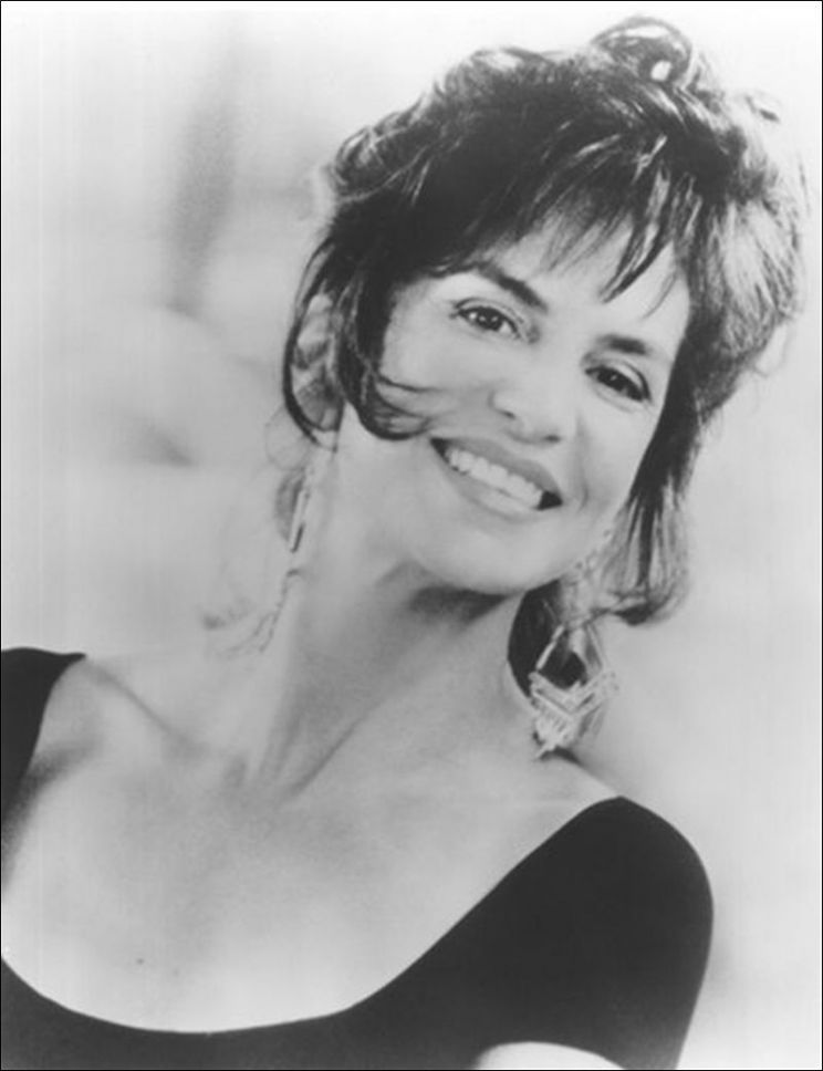 Mercedes Ruehl