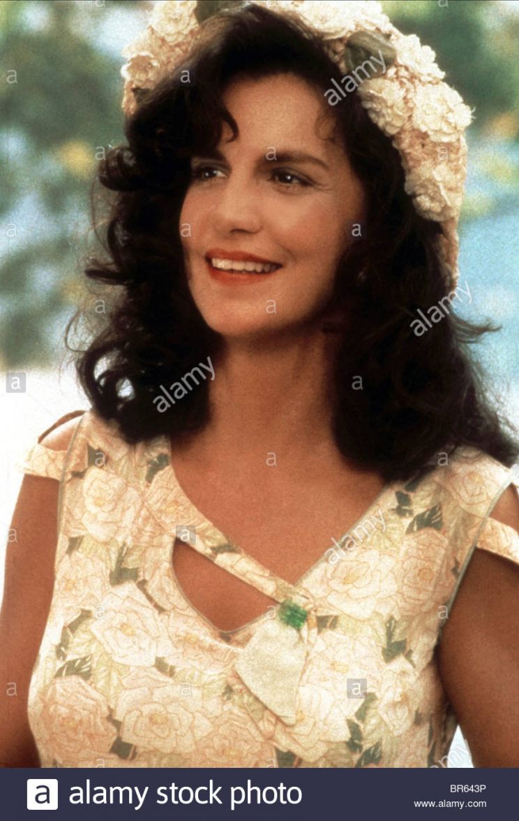 Mercedes Ruehl