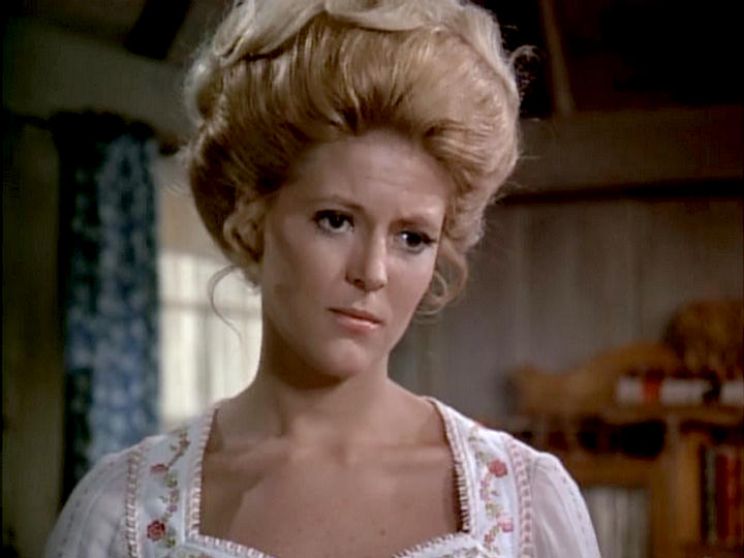 Meredith MacRae