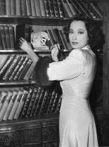Merle Oberon #619144 picture (Portrait Medium)