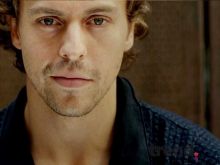 Metin Akdülger photo