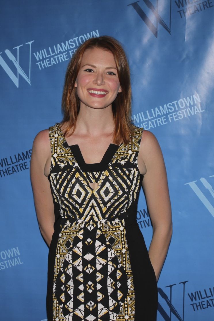 Mia Barron