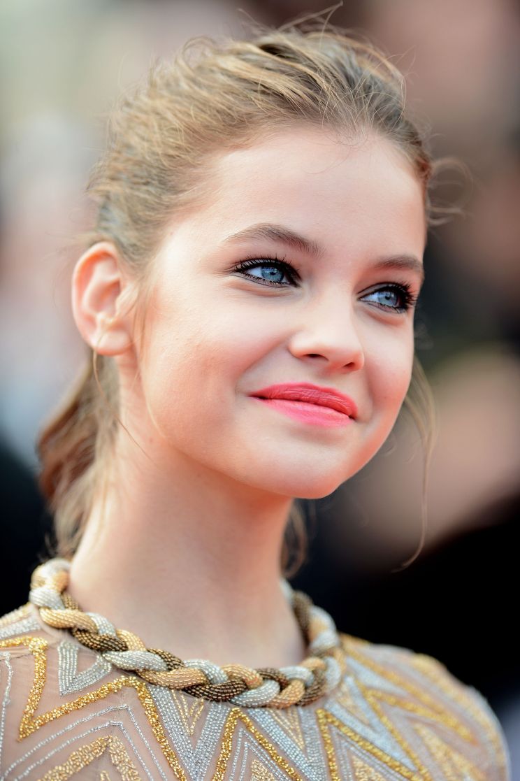 Mia Holland
