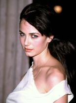 Mia Kirshner