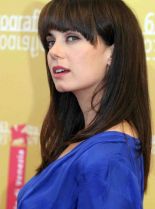 Mia Kirshner photo