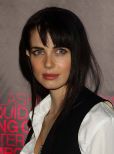 Mia Kirshner