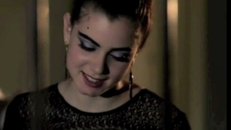 Mia Kirshner