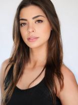 Mia Mantegna photo