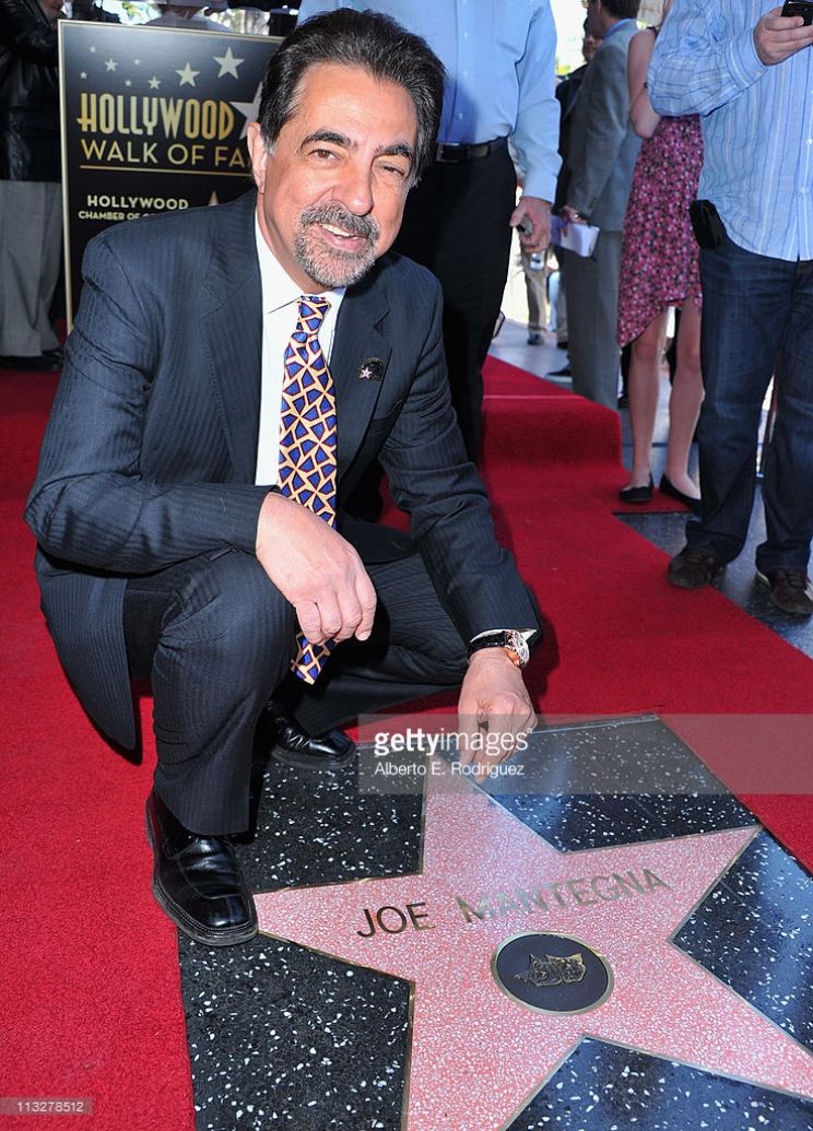 Mia Mantegna