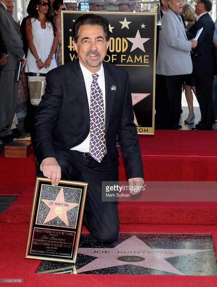 Mia Mantegna