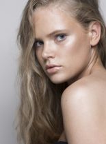 Mia Pistorius #1372087 picture (Portrait Medium)