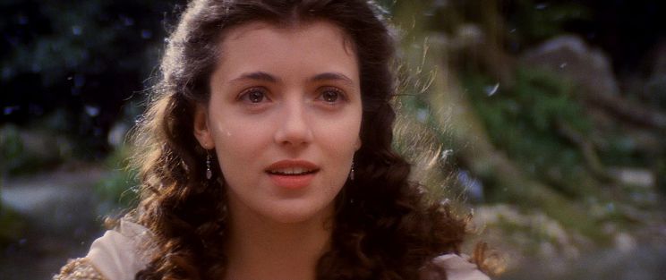 Mia Sara