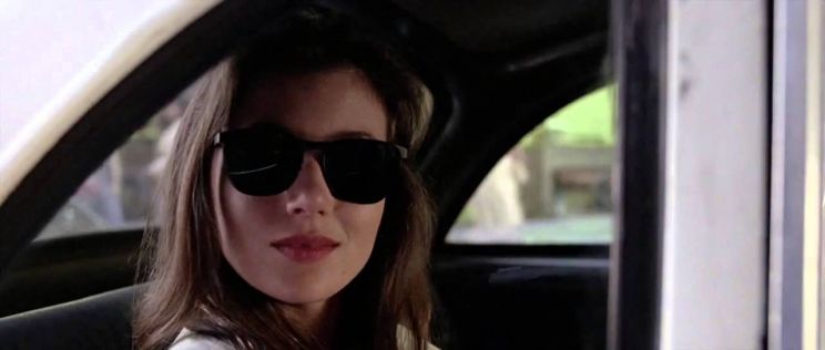 Mia Sara