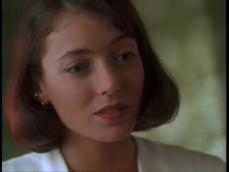 Mia Sara