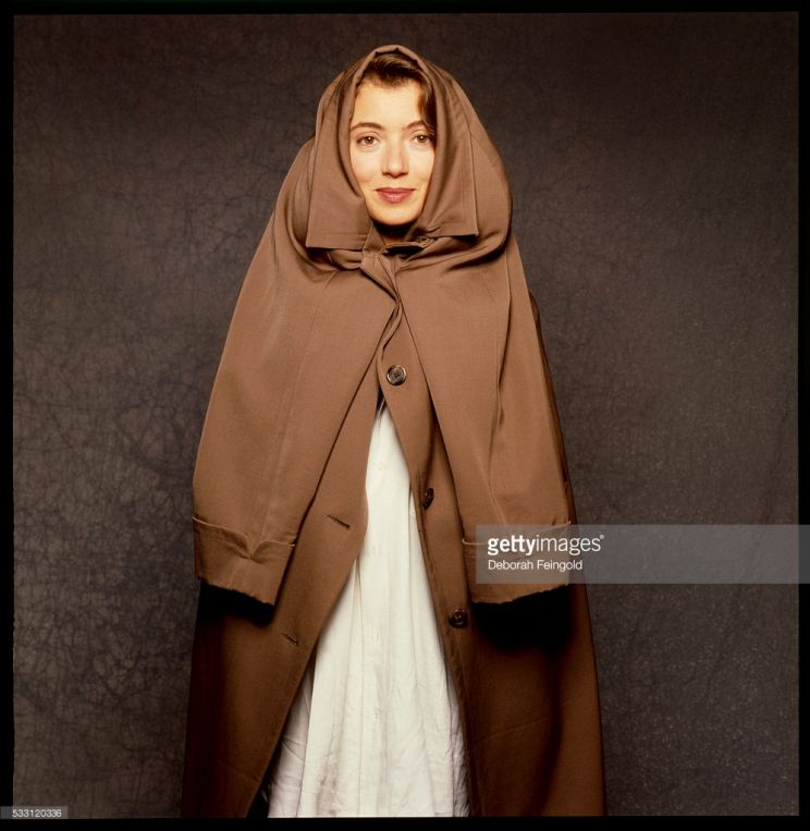 Mia Sara